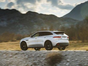 2016款2.0d R-Sport AWD Diesel 整体外观