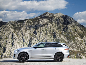 2016款2.0d R-Sport AWD Diesel 整体外观