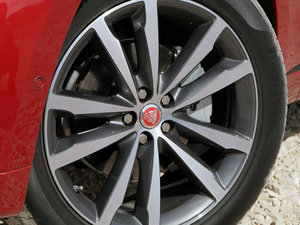 2016款2.0d R-Sport AWD Diesel 细节外观