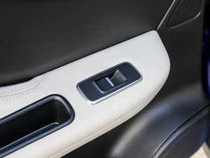 20163.0L װl(f) AWD g