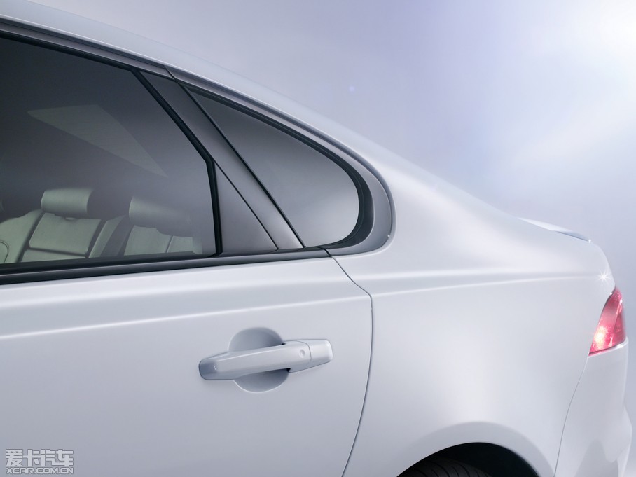 2016ݱXF 3.0T (q)Sܰ