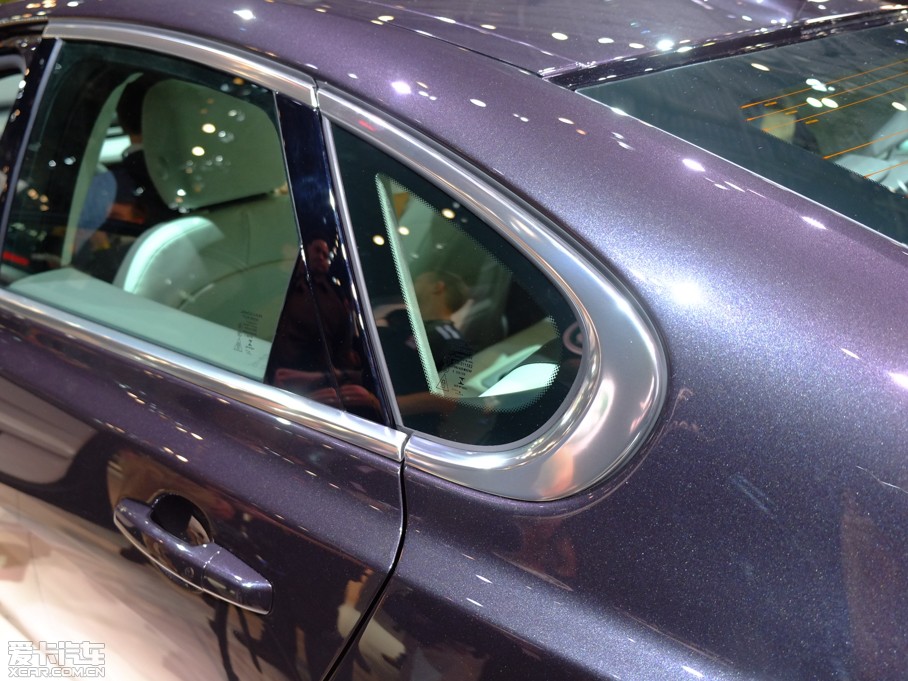 2016ݱXF 3.0T R-Sport\Ӱ