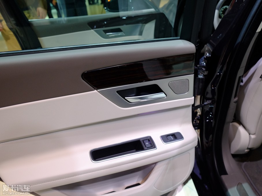 2016ݱXF 3.0T R-Sport\Ӱ