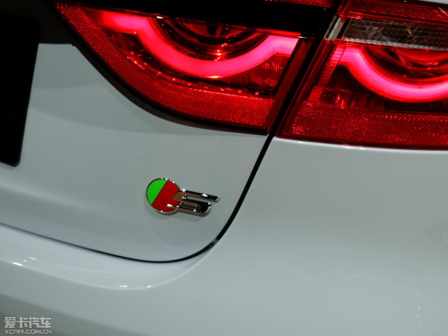 2016��ݱ�XF 3.0T ���S�����ܰ�