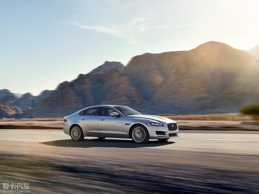 2016��ݱ�XF 3.0T ���(q��)R-Sport�\(y��n)�Ӱ�