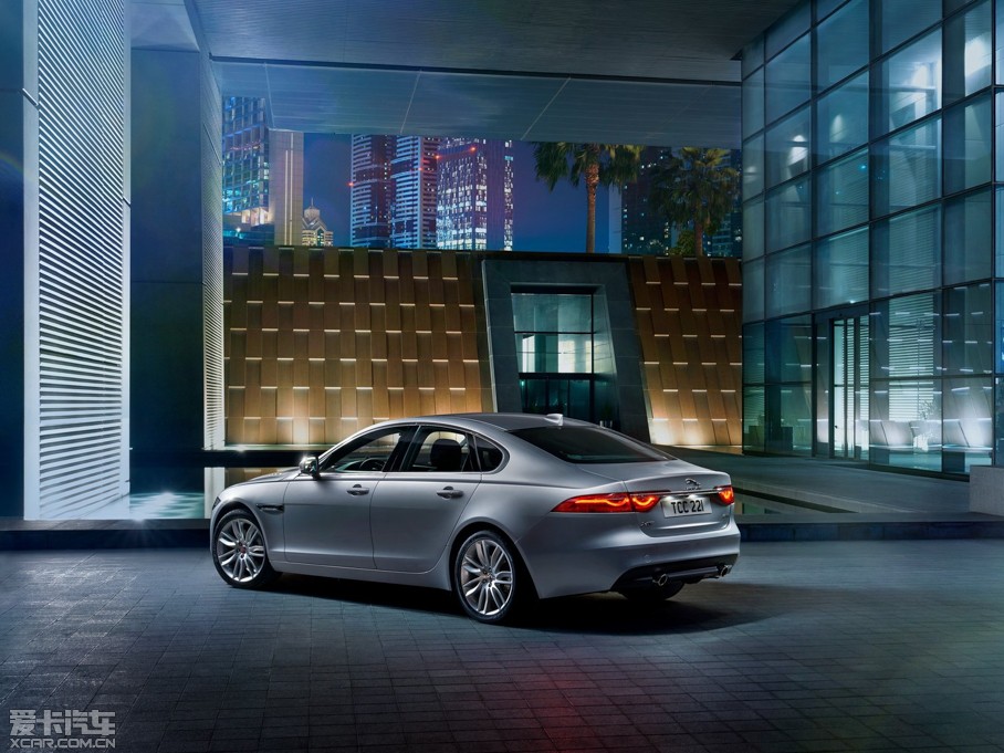 2016��ݱ�XF 3.0T ���R-Sport�\�Ӱ�