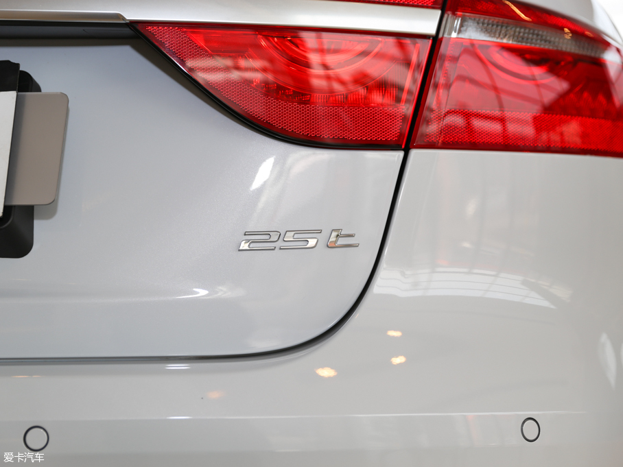 2016ݱXF 2.0T R-Sport\Ӱ