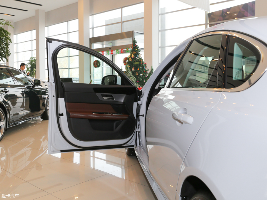 2016ݱXF 2.0T (q)R-Sport\(yn)(dng)