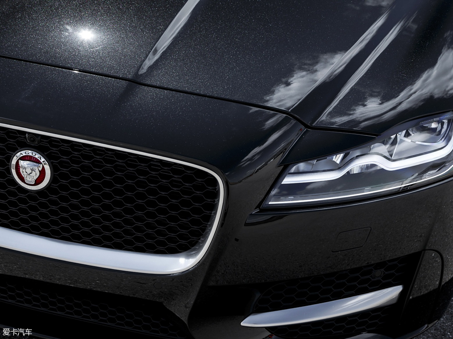 2016ݱXF 20d Diesel R-Sport