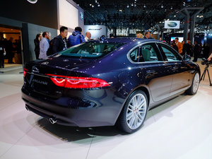 20163.0T R-Sport\Ӱ w^