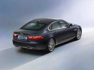 20163.0T R-Sport\Ӱ w^