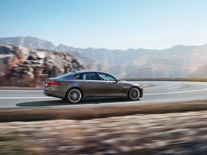 20163.0T (q)R-Sport\(yn)Ӱ w^