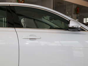 20162.0T R-Sport\Ӱ ^