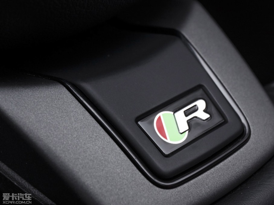 2016ݱF-TYPE 5.0T V8 R (q)