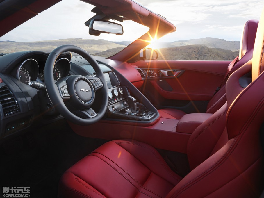 2016��ݱ�F-TYPE 5.0T V8 R ��򌳨��