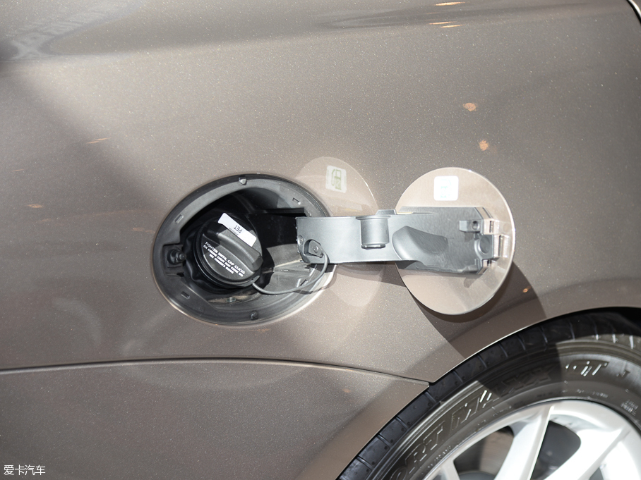 2016ݱXJ L 3.0 SC ̄հ