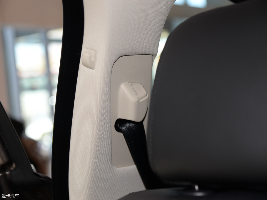 2016ݱXJ L 3.0 SC ̄հ