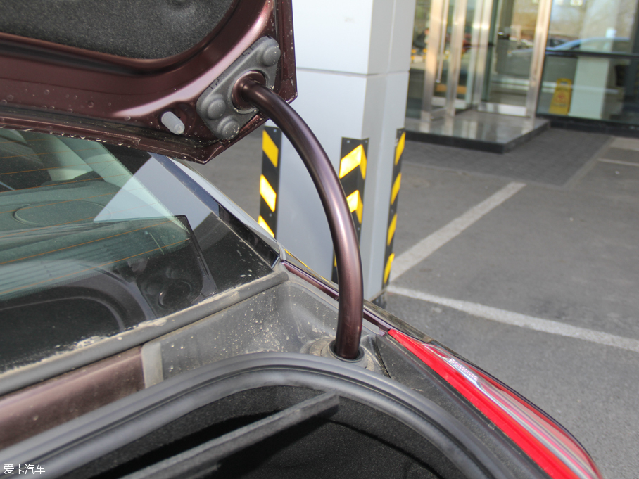 2016ݱXJ L 3.0 SC ȫ̄հ