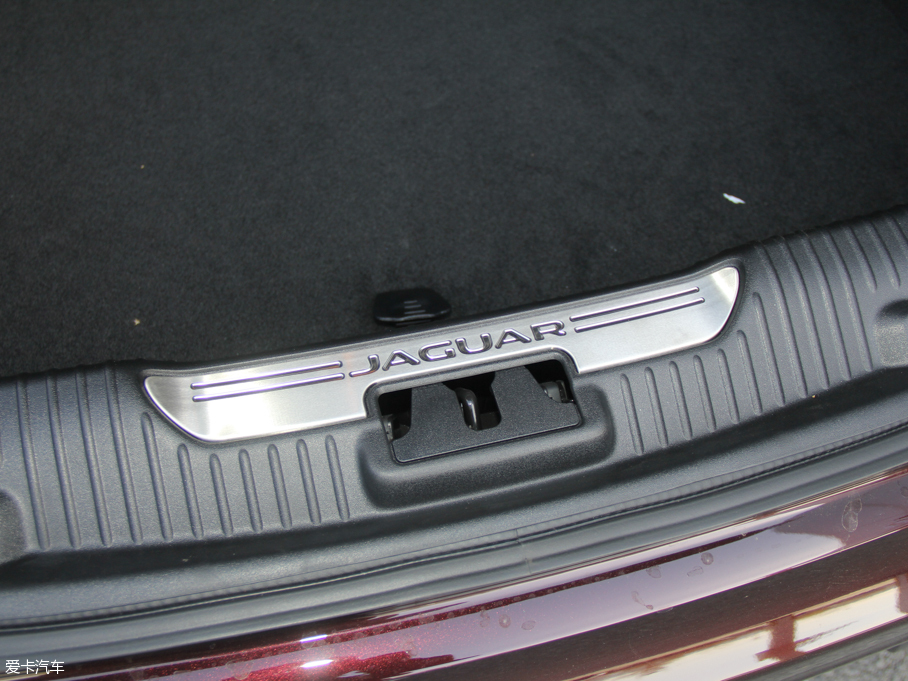 2016ݱXJ L 3.0 SC (q)ȫ̄հ