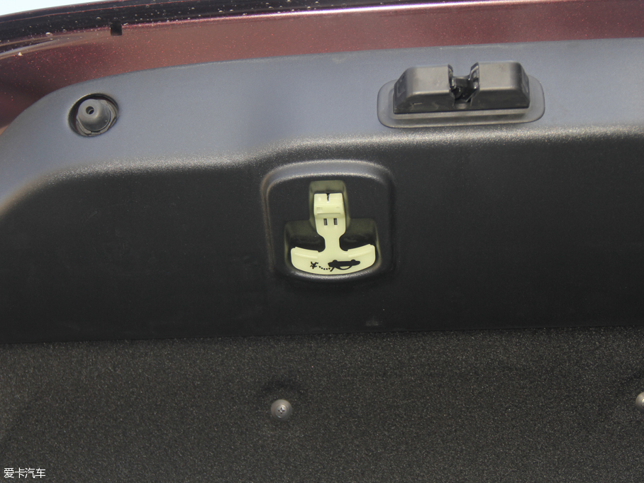 2016ݱXJ L 3.0 SC (q)ȫ̄(w)