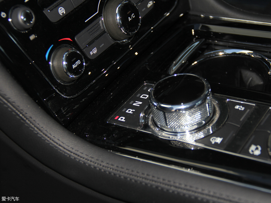 2016ݱXJ L 3.0 SC ȫ̄հ