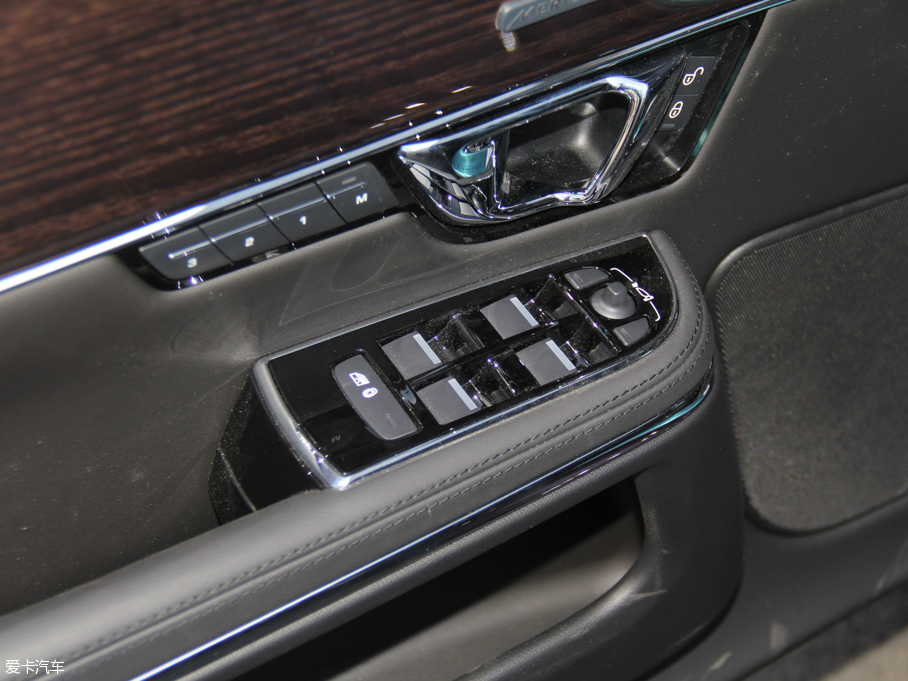 2016ݱXJ L 2.0T ̄հ