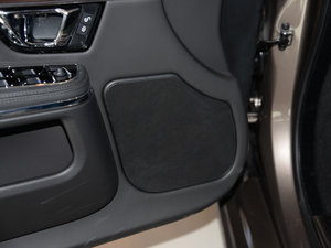 2016L 3.0 SC (q)̄(w) g