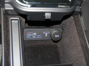 2016L 2.0T (q)̄(w) g