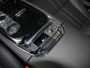 2016L 2.0T (q)̄(w) g