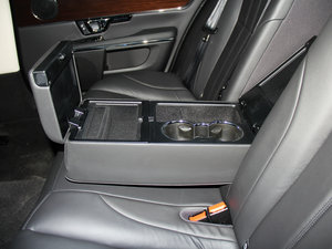 2016L 2.0T (q)̄(w) g