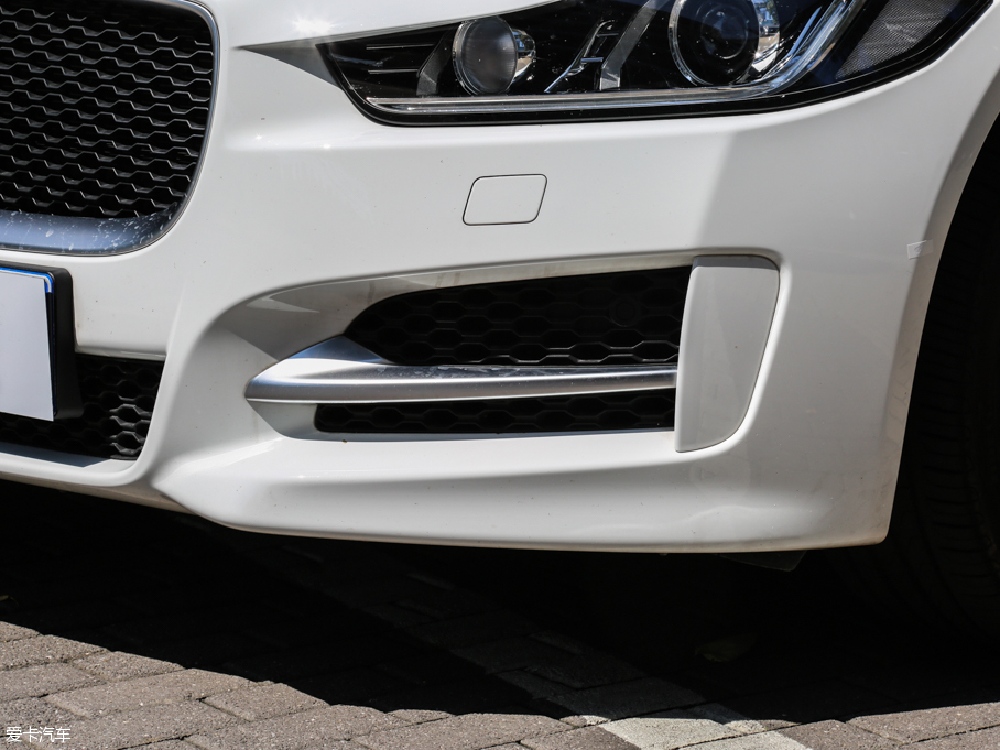 2017ݱXE 2.0T 200PS R-SPORT