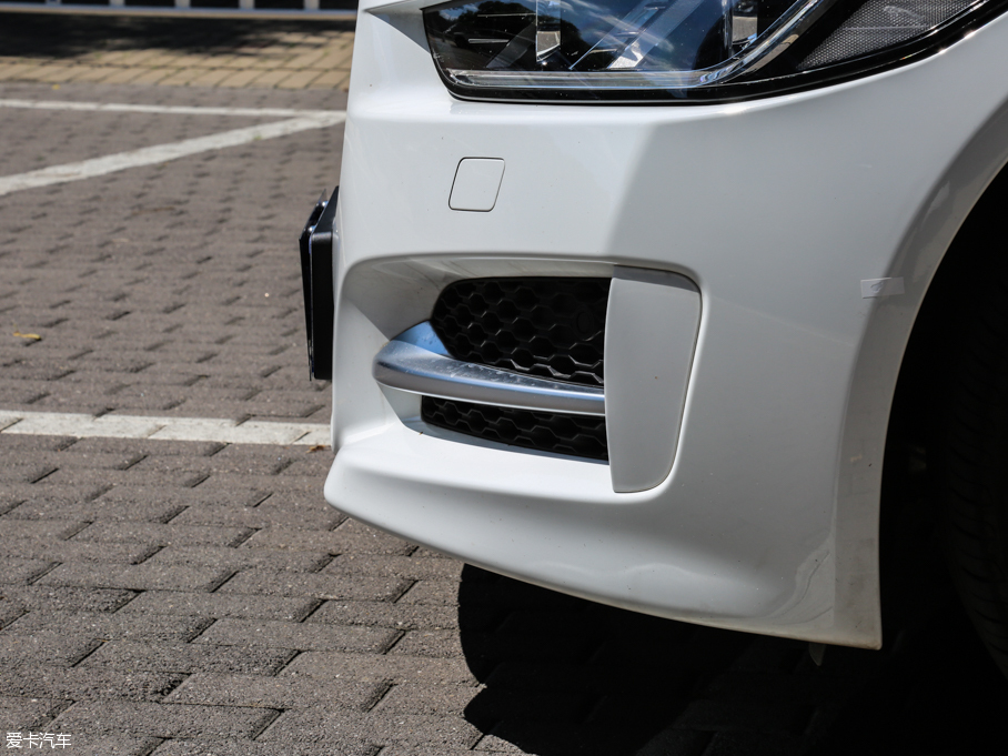 2017ݱXE 2.0T 200PS R-SPORT