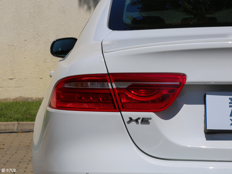 2017ݱXE 2.0T 200PS R-SPORT