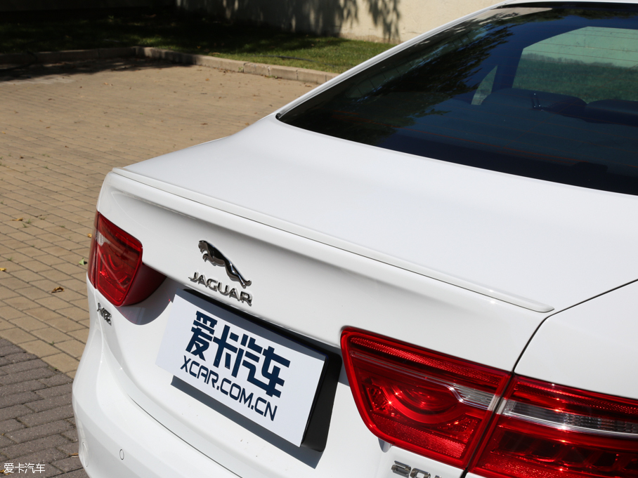 2017ݱXE 2.0T 200PS R-SPORT