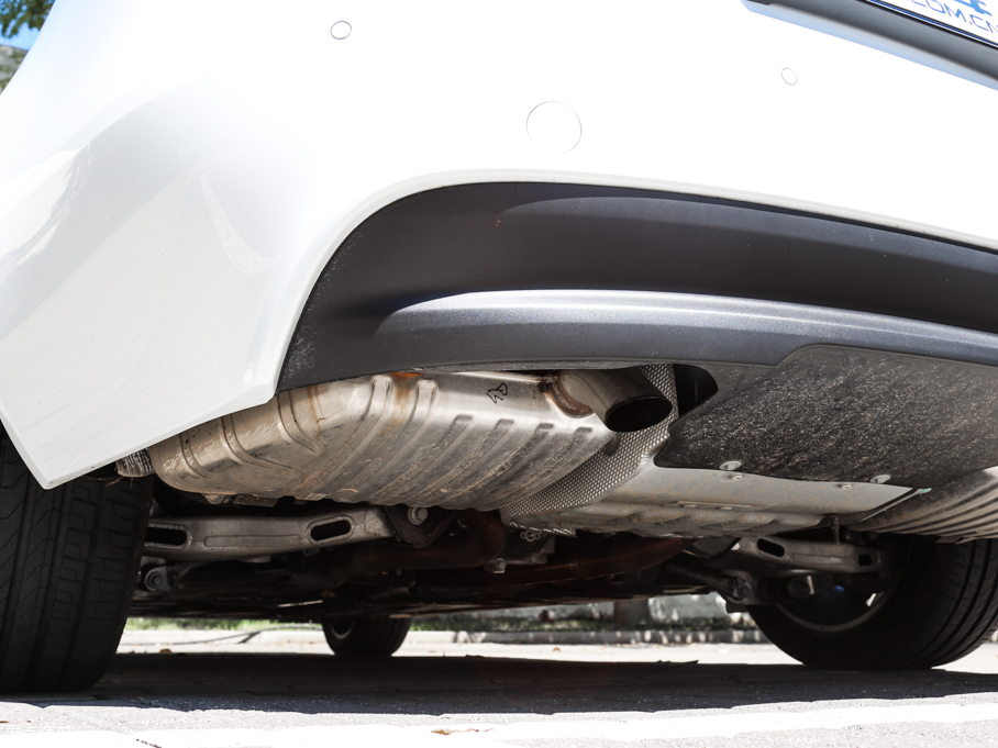 2017ݱXE 2.0T 200PS R-SPORT