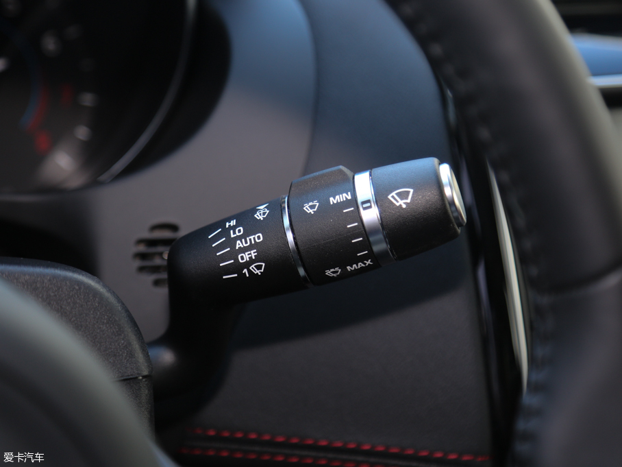 2017ݱXE 2.0T 200PS R-SPORT