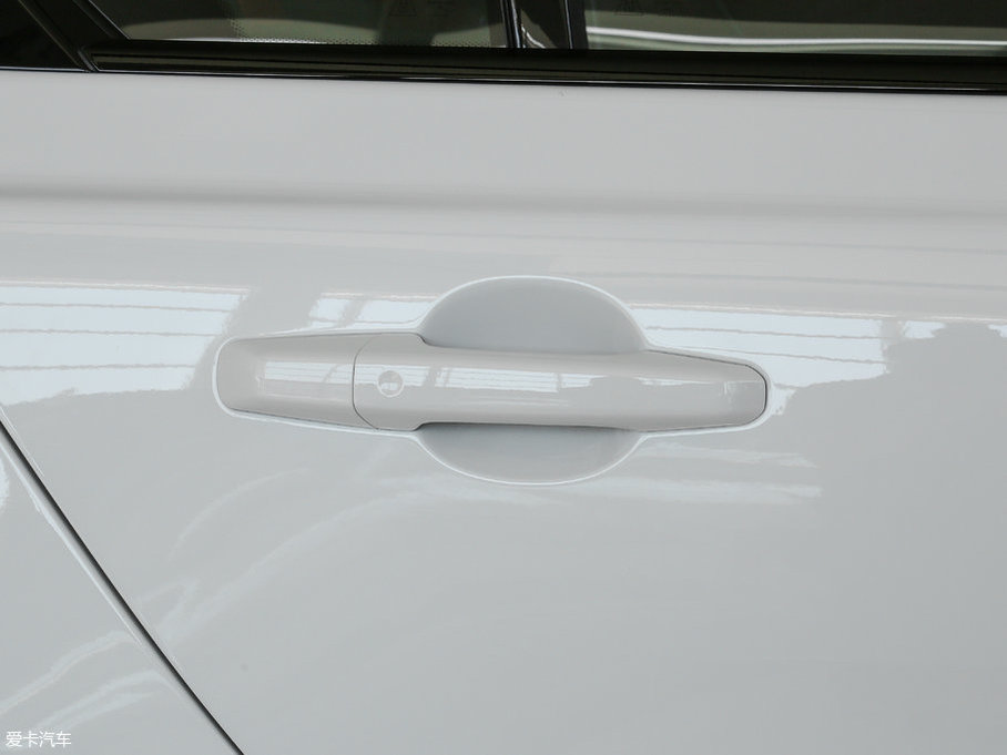 2017ݱXE 3.0T 340PS S