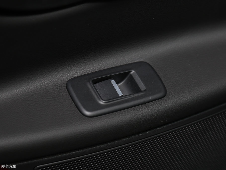 2017ݱXE 3.0T 340PS S