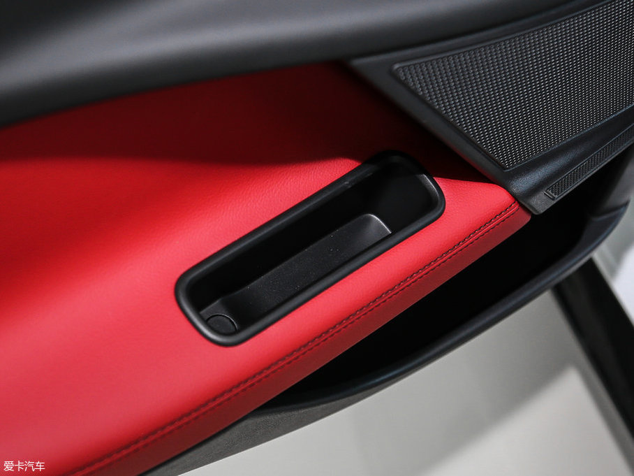 2017ݱXE 3.0T 340PS S