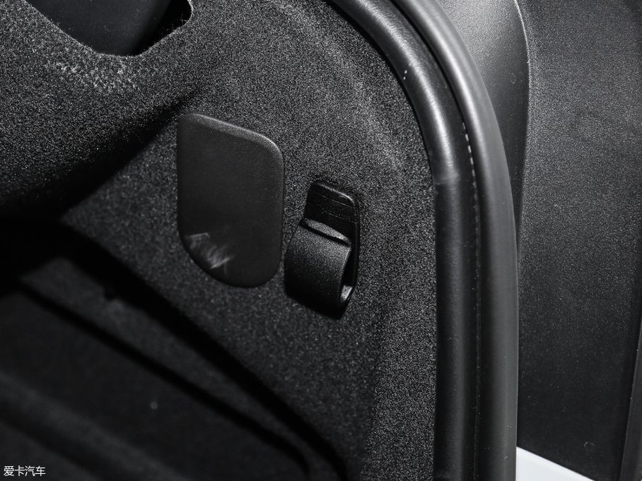 2017ݱXE 3.0T 340PS S