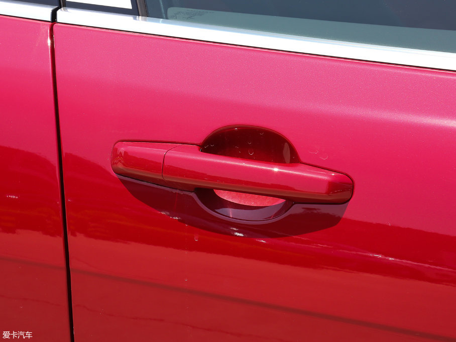 2017ݱXE 2.0T 200PS R-SPORT