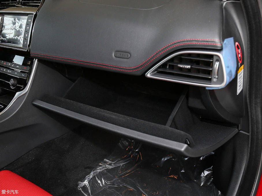 2017ݱXE 2.0T 200PS R-SPORT