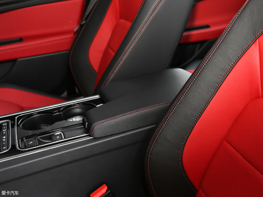 2017ݱXE 2.0T 200PS R-SPORT