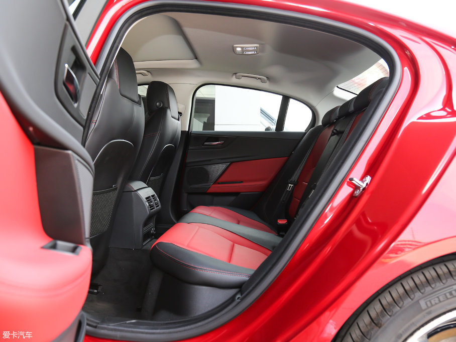 2017ݱXE 2.0T 200PS R-SPORT