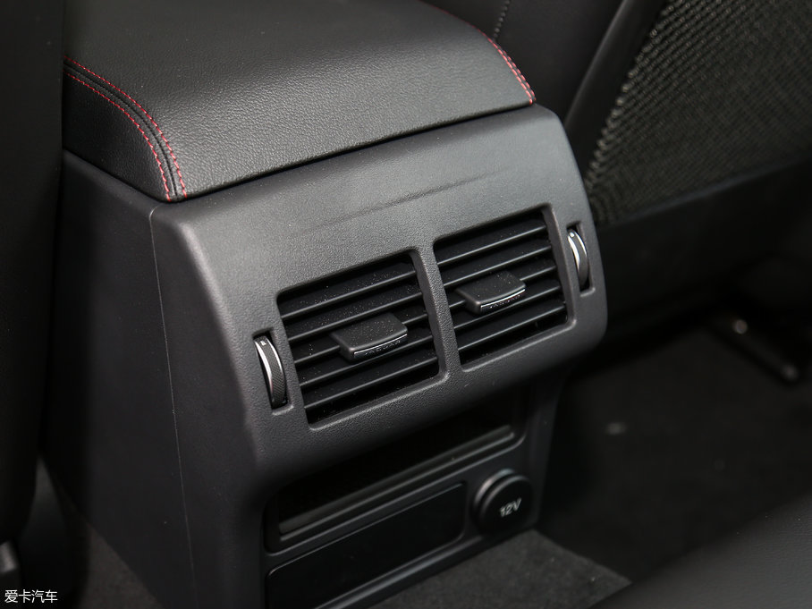 2017ݱXE 2.0T 200PS R-SPORT