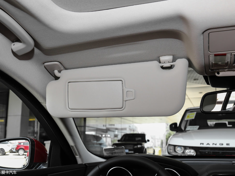 2017ݱXE 2.0T 200PS R-SPORT