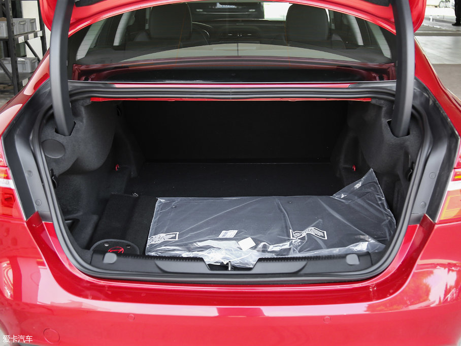 2017ݱXE 2.0T 200PS R-SPORT