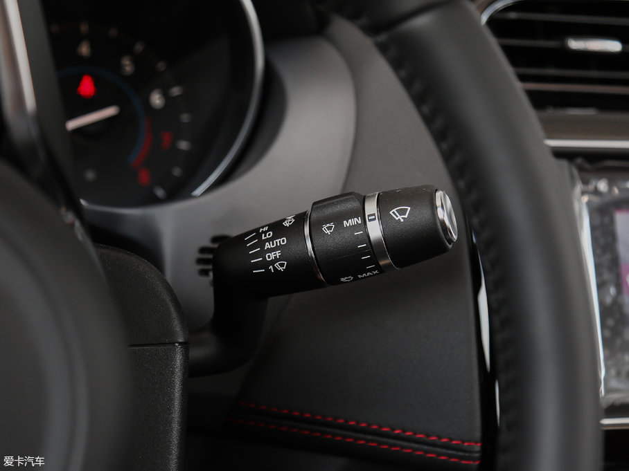 2017ݱXE 2.0T 200PS R-SPORT