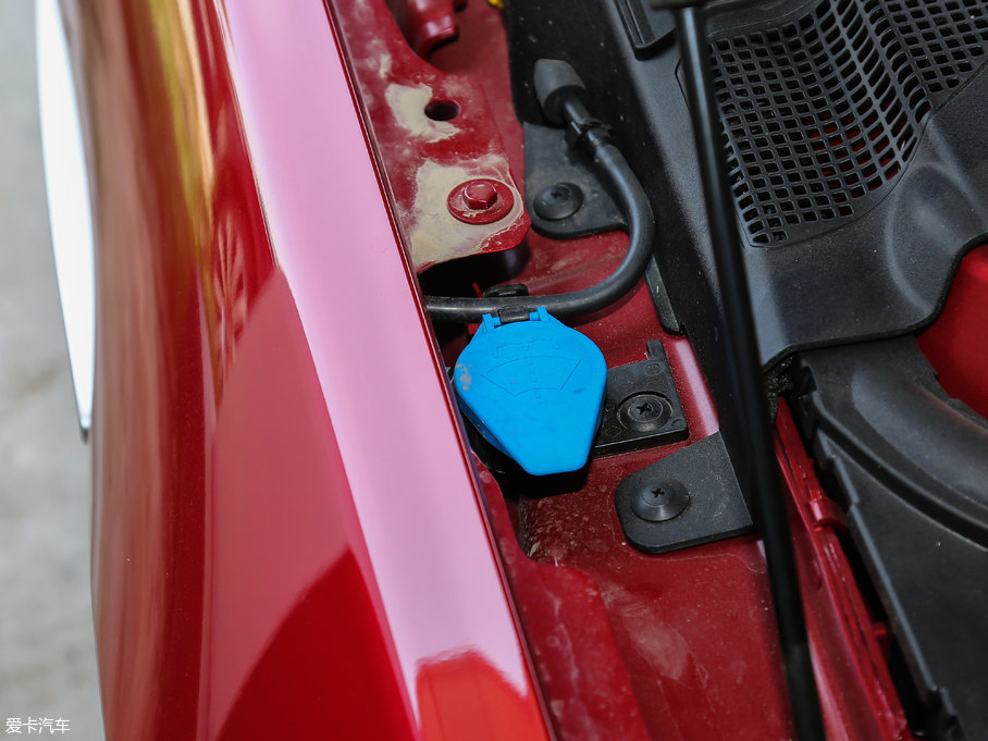 2017ݱXE 2.0T 200PS R-SPORT