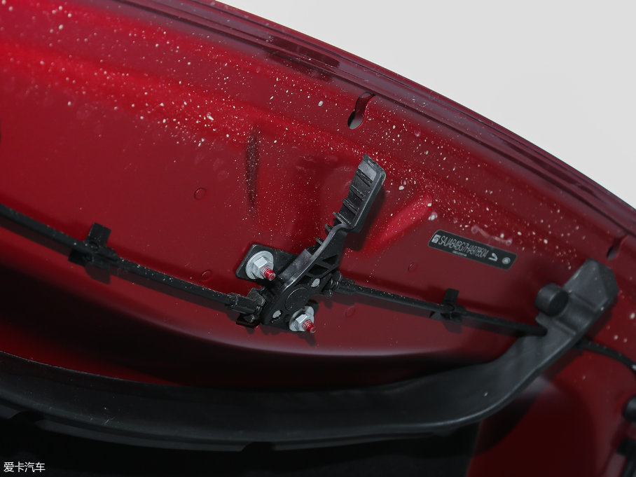 2017ݱXE 2.0T 200PS R-SPORT